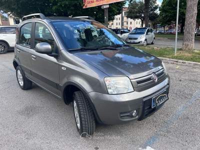 Fiat Panda Fiat Panda 1.3 D Multijet DPF Climbing #10794 Grigio usata Bastia Umbra