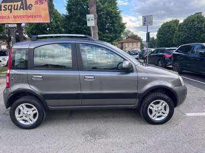 Fiat Panda Fiat Panda 1.3 D Multijet DPF Climbing #10794 Grigio usata Bastia Umbra