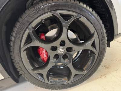 Alfa Romeo Stelvio  - stelvio 2.2 t competizione q4 210cv auto Grigio usata Biella