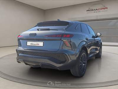 Audi Q3 Audi q3 sp - s line, tetto, nuova, edition Argento usata Roma