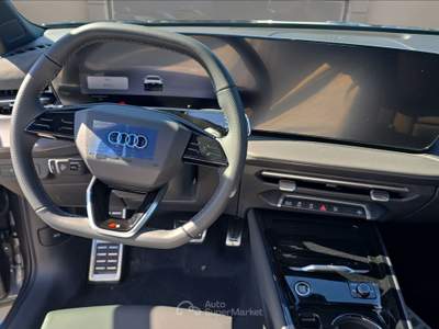 Audi Q3 Audi q3 sp - s line, tetto, nuova, edition Argento usata Roma