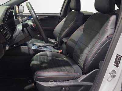 Ford Kuga  2.0 ecoblue st-line x 2wd 120cv auto Bianco usata Firenze
