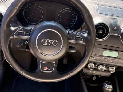 Audi A1 Interni come nuovi in pelle bianca, non fumatore usata Torino