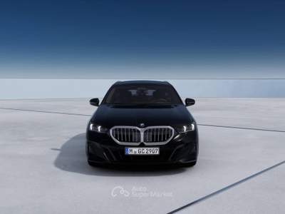 BMW Serie 5 520d 520d Touring 48V xDrive MSport Nero usata Modena