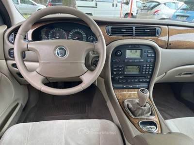 Jaguar S-Type 2.5 Cat. GPL Verde usata ROSà