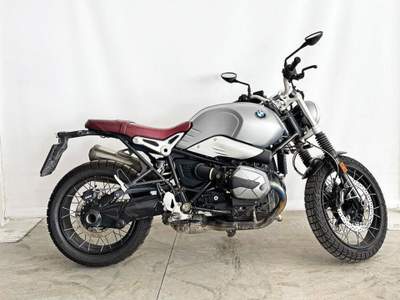 BMW Serie 5 525tds Scrambler Abs my20 Grigio usata SANTA MARIA NUOVA