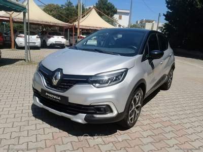 Renault Captur Captur dCi 8V 90 CV EDC Initiale Paris Grigio usata Nova Siri