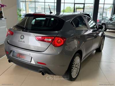Alfa Romeo Giulietta Giulietta 2.0 JTDm-2 170 CV Distinctive Grigio usata Osio Sopra