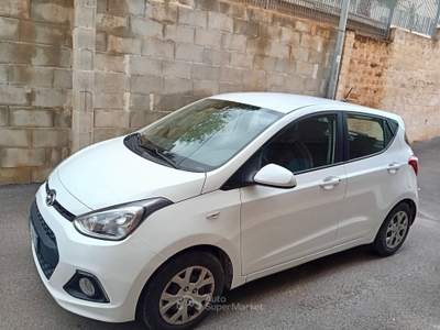 Hyundai i10 Comfort A/T Bianco usata Monopoli