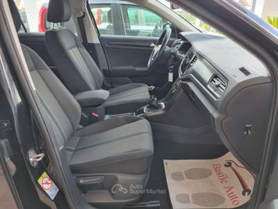 Volkswagen T-Roc SCR Style BlueMotion Technology Nero usata Altamura