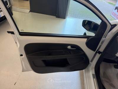 Volkswagen up! up! e-up! 82 CV Bianco usata Torino