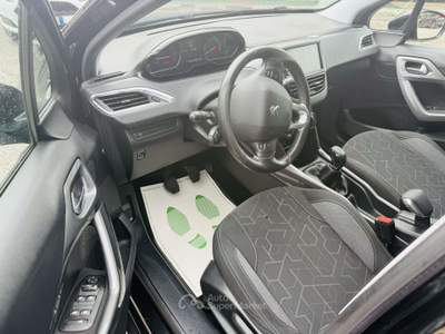 Peugeot 2008 1.2 Active 110.000 Km!!!  NEOPATENTATI Nero usata Villadose