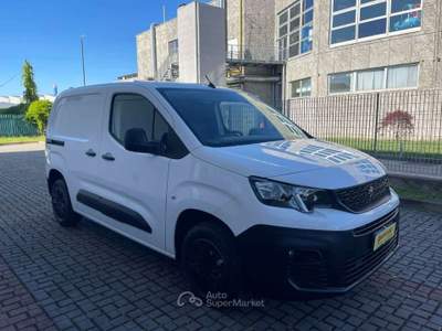 Peugeot Partner BlueHDi 100 cv Furgone Bianco usata Beinasco
