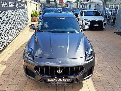 Maserati Grecale Grecale 2.0 mhev GT 300cv auto Grigio usata Casoria