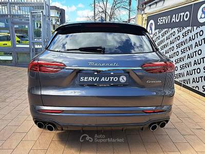 Maserati Grecale Grecale 2.0 mhev GT 300cv auto Grigio usata Casoria