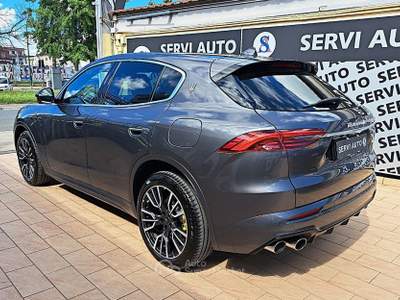 Maserati Grecale Grecale 2.0 mhev GT 300cv auto Grigio usata Casoria