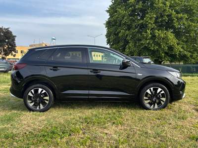 Opel Grandland X 1.5 130cv AT8 Business Elegance Nero usata Rovigo