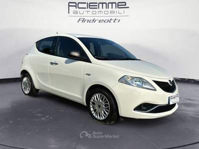 Lancia Ypsilon 1.2 69cv Silver Bianco usata Rovigo