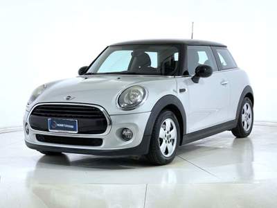 MINI Cooper Cooper D Boost  AUTOMATICA Argento usata Bastia Umbra