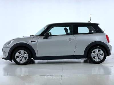 MINI Cooper Cooper D Boost  AUTOMATICA Argento usata Bastia Umbra