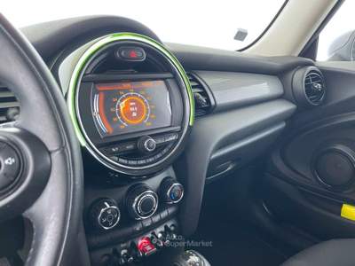 MINI Cooper Cooper D Boost  AUTOMATICA Argento usata Bastia Umbra