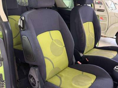 Peugeot 1007 1007 1.4 hdi Verde usata Foligno