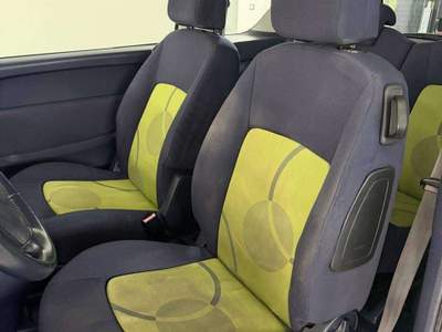 Peugeot 1007 1007 1.4 hdi Verde usata Foligno
