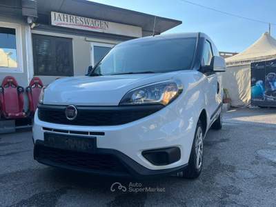 Fiat Doblò 1.6 Mjet 16v 105CV SX 3POSTI t.a. Euro 6 Bianco usata Nocera Inferiore