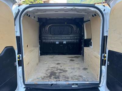 Fiat Doblò 1.6 Mjet 16v 105CV SX 3POSTI t.a. Euro 6 Bianco usata Nocera Inferiore