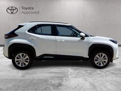 Toyota Yaris Cross 1.5H (116 CV) E-CVT Active Bianco usata Cagliari