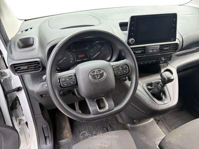 Toyota Proace City Confort Bianco usata Varese