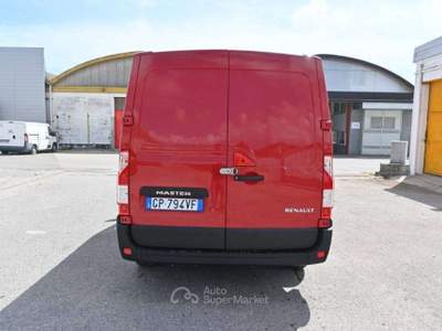 Renault Master T28 2.3 DCI 135CV 6M. PC-TN PORTATA 822KG FURGONE ICE Rosso usata Salerno
