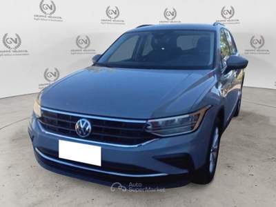 Volkswagen Tiguan 2.0 TDI SCR 110KW Life DSG Grigio usata Roma