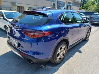 Alfa Romeo Stelvio ALFA ROMEO STELVIO 2.2 TURBODIESEL 190CV AT8 Q4 SU Blu/Azzurro usata Salerno