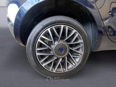 Lancia Ypsilon 1.3 Multijet 95 CV S&S Gold Blu/Azzurro usata MONOPOLI