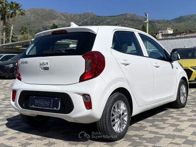 Kia Picanto 1.0 67CV Bianco usata Borgetto