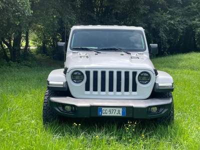 Jeep Wrangler Splendida Jeep Wrangler Sahara Bianco usata castelcucco