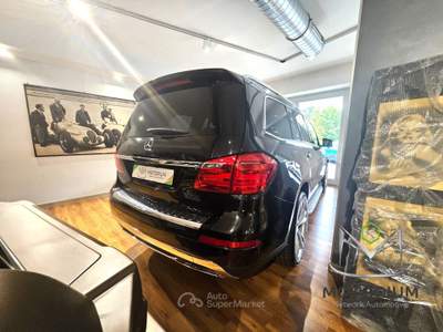 Mercedes-Benz GL GL 350 d 4Matic Nero usata Roma