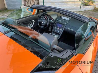 Lamborghini Gallardo Gallardo Spyder 5.0 520 e-gear Arancione usata San Giorgio del Sannio