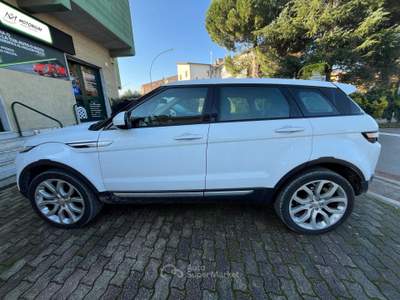 Land Rover Range Rover Evoque 2.2 Sd4 190 CV AWD Automatic Bianco usata San Giorgio del Sannio