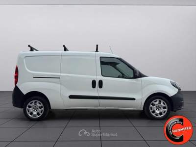 Fiat Doblò MAXI N1 1.4 N.P(PL-TN-L2H1)3 POSTI-BENZINA METANO- Bianco usata Martignana di Po