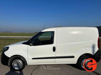Fiat Doblò SX 1.3 MJT PC TN CH1 N1-CRUISE-POSTI AUTOCARRO+IVA Bianco usata Martignana di Po