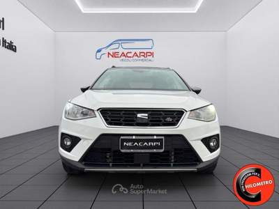 Seat Arona 1.0TGI FR-CERCHI17-CRUISE-NAVI-SENSORI-DIURNI LEED Bianco usata Martignana di Po