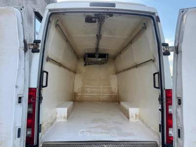 Iveco Daily 35 2.3 ISOTERMICO+FRIGO FNAX ATP+GANCIERE CARNI- Bianco usata Martignana di Po