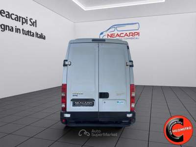 Iveco Daily 35 2.3 ISOTERMICO+FRIGO FNAX ATP+GANCIERE CARNI- Bianco usata Martignana di Po