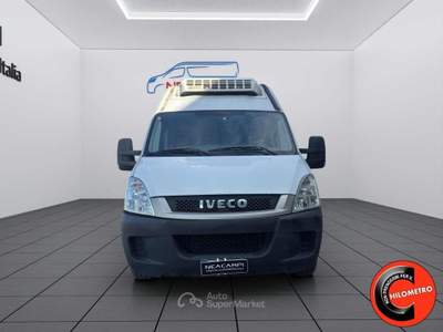 Iveco Daily 35 2.3 ISOTERMICO+FRIGO FNAX ATP+GANCIERE CARNI- Bianco usata Martignana di Po