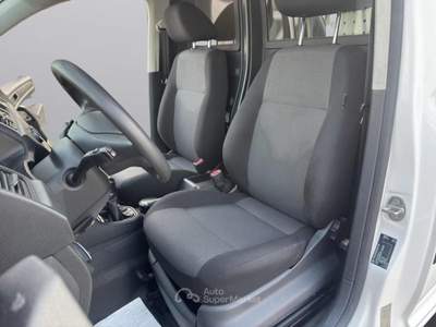 Volkswagen Caddy 2.0 TDI 122CV E6 4X4-OFFICINA MOBILE+PORTAPACCHI- Bianco usata Martignana di Po