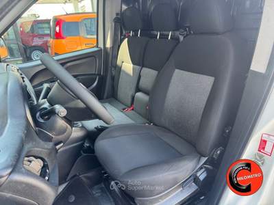 Fiat Doblò 1.6 MJT 105 CV CARGO N1 3 POSTI(PC-TN-L1H1)NAVI Bianco usata Martignana di Po