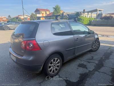 Volkswagen Golf Golf 1.9 TDI 3p. Trendline Argento usata Rivalta di Torino