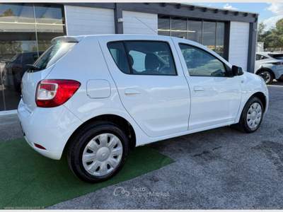 Dacia Sandero Sandero 1.5 dCi 8V 75 CV Lauréate Bianco usata Mesagne
